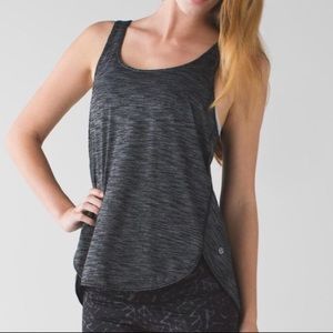 Lululemon heather gray tank top - Size 6